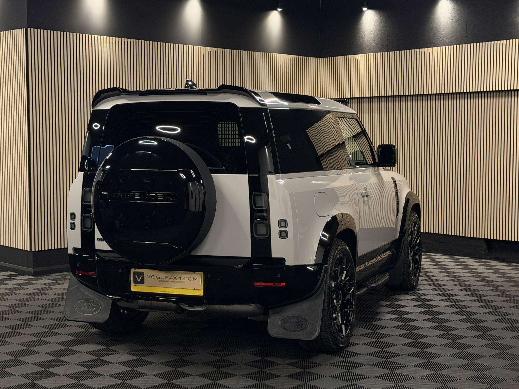 2026 LAND ROVER DEFENDER 90 2026 LAND ROVER DEFENDER 90