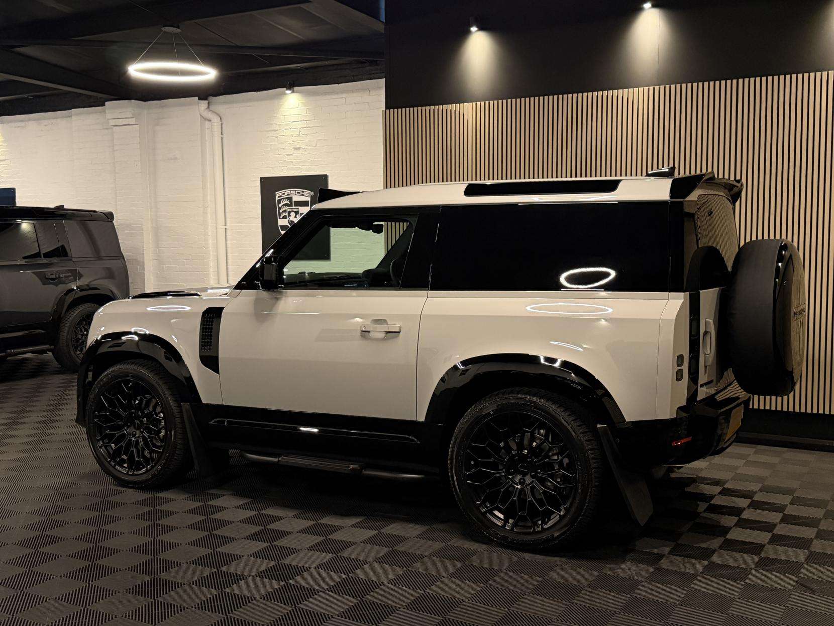 2026 LAND ROVER DEFENDER 90 2026 LAND ROVER DEFENDER 90