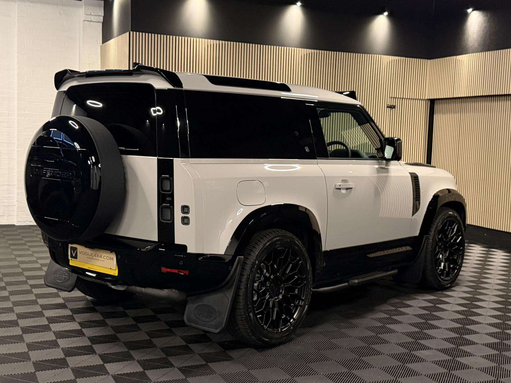 2026 LAND ROVER DEFENDER 90 2026 LAND ROVER DEFENDER 90