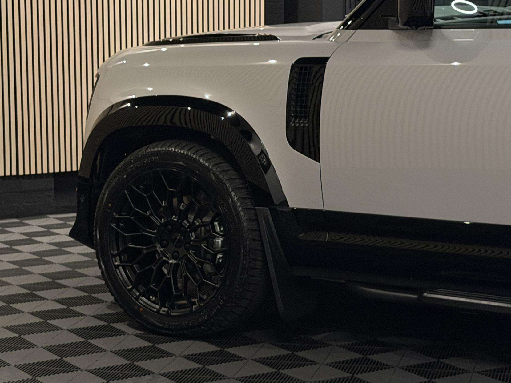 2026 LAND ROVER DEFENDER 90 2026 LAND ROVER DEFENDER 90