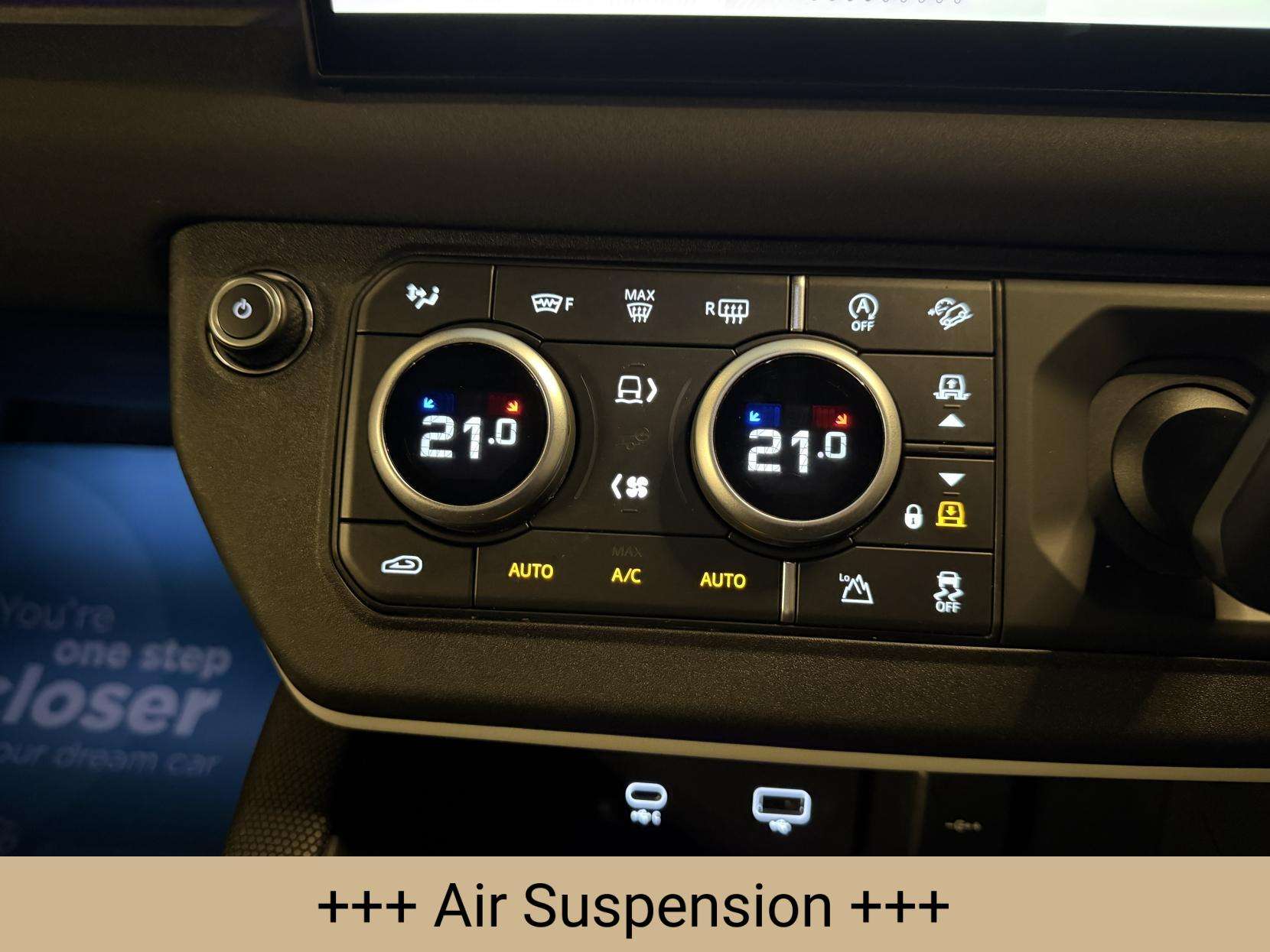 2021 LAND ROVER DEFENDER 110 2021 LAND ROVER DEFENDER 110