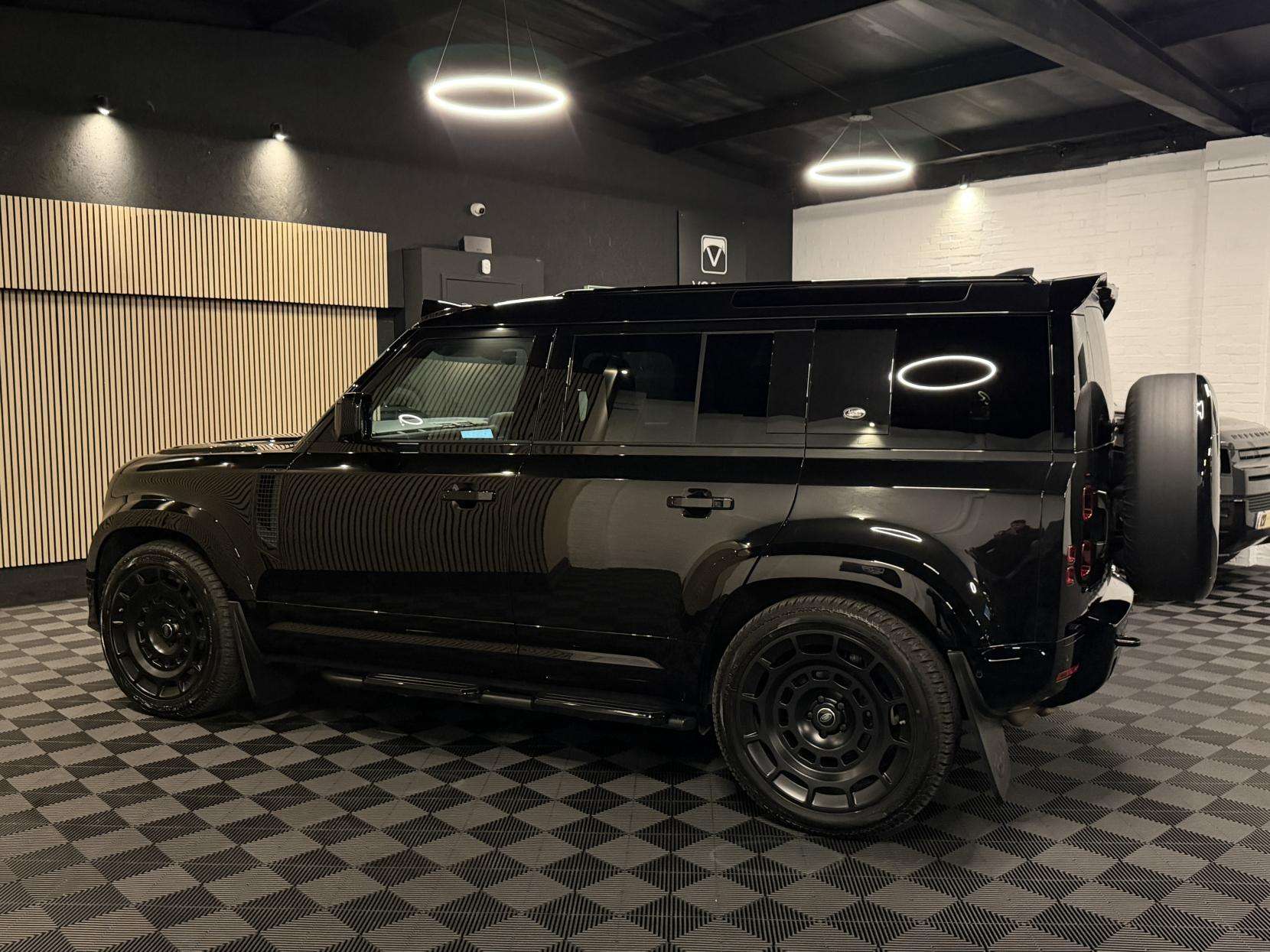 2021 LAND ROVER DEFENDER 110 2021 LAND ROVER DEFENDER 110