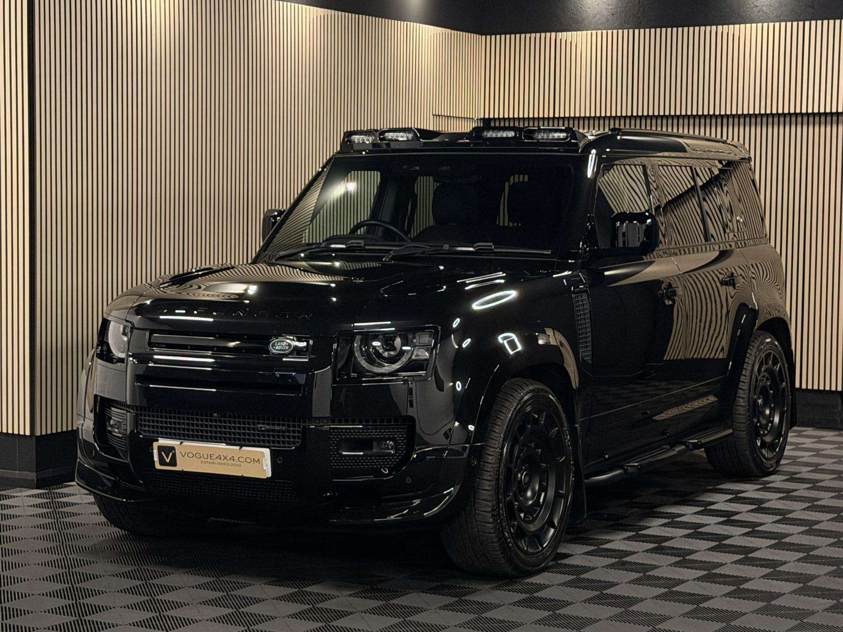 2021 LAND ROVER DEFENDER 110 2021 LAND ROVER DEFENDER 110