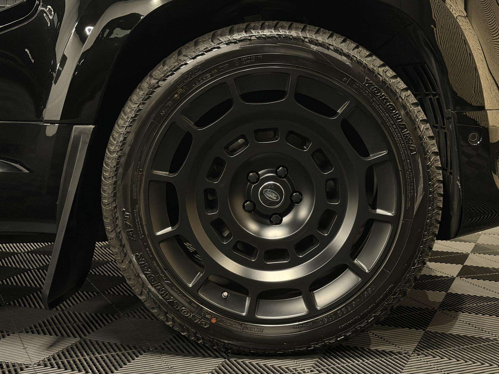 2021 LAND ROVER DEFENDER 110 2021 LAND ROVER DEFENDER 110