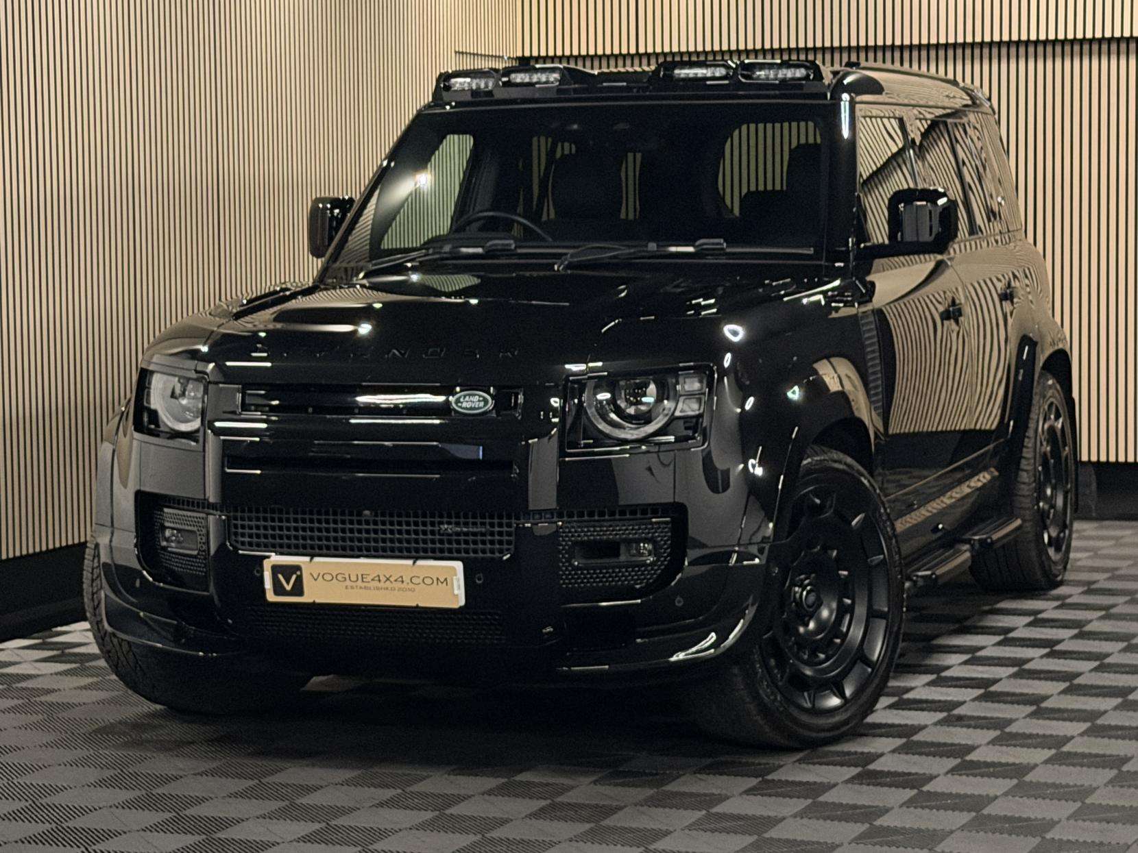 2021 LAND ROVER DEFENDER 110 2021 LAND ROVER DEFENDER 110