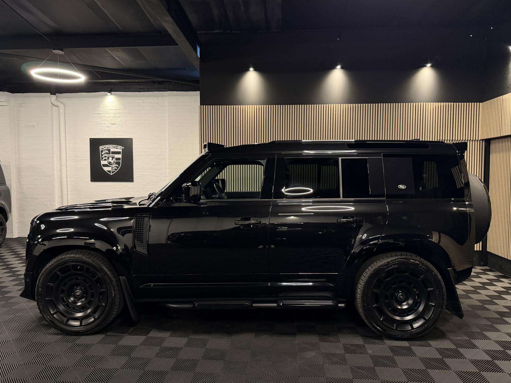 2021 LAND ROVER DEFENDER 110 2021 LAND ROVER DEFENDER 110