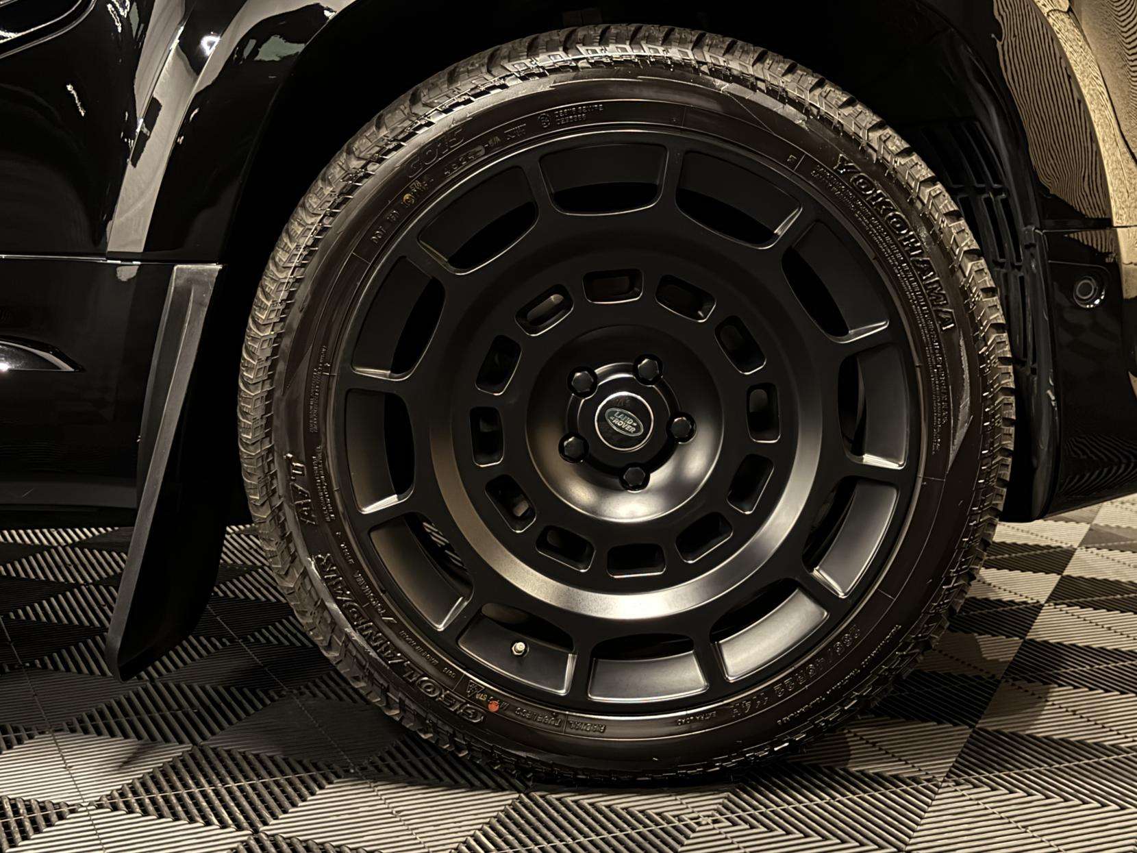 2021 LAND ROVER DEFENDER 110 2021 LAND ROVER DEFENDER 110