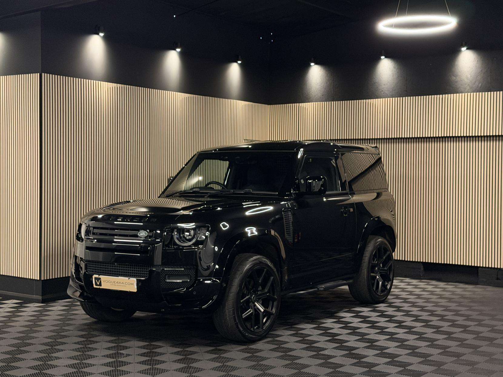 2024 LAND ROVER DEFENDER 90 2024 LAND ROVER DEFENDER 90