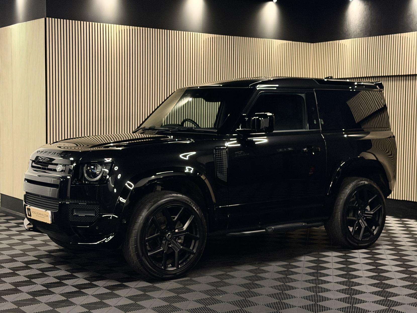 2024 LAND ROVER DEFENDER 90 2024 LAND ROVER DEFENDER 90