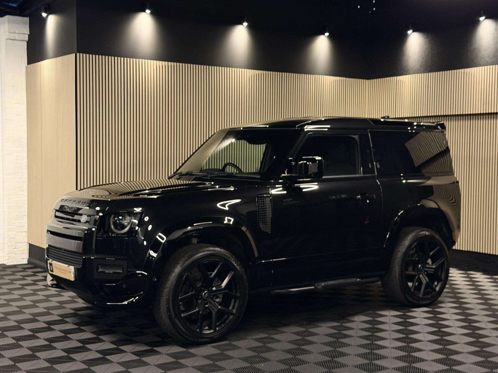 2024 LAND ROVER DEFENDER 90 2024 LAND ROVER DEFENDER 90