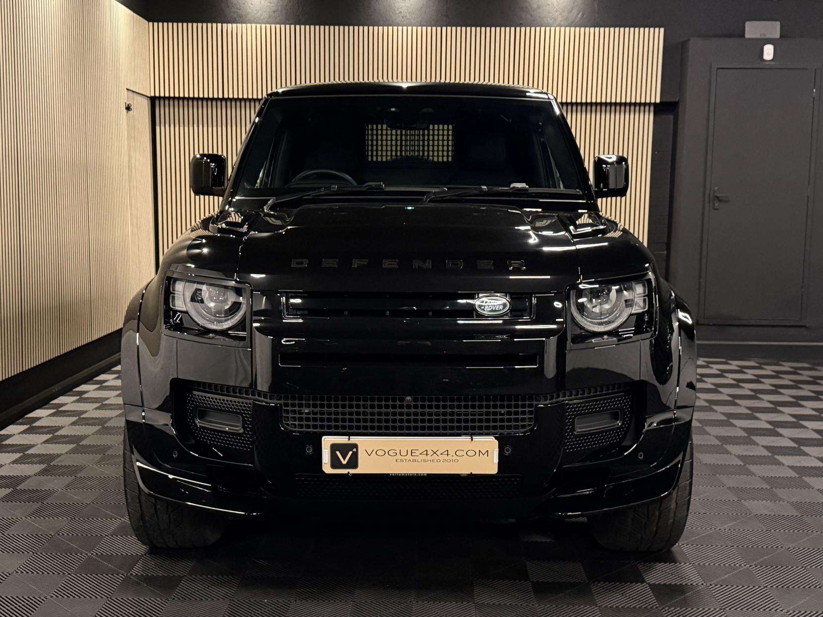 2024 LAND ROVER DEFENDER 90 2024 LAND ROVER DEFENDER 90