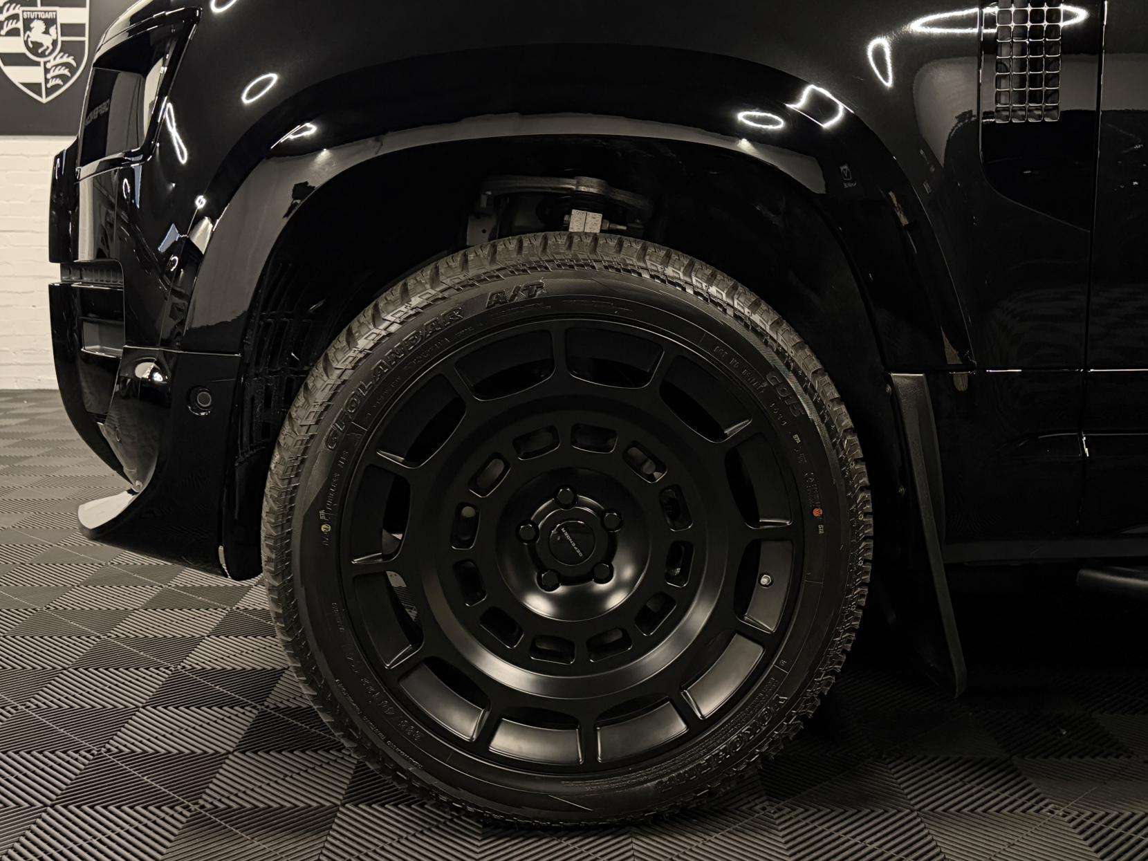 2026 LAND ROVER DEFENDER 90 2026 LAND ROVER DEFENDER 90