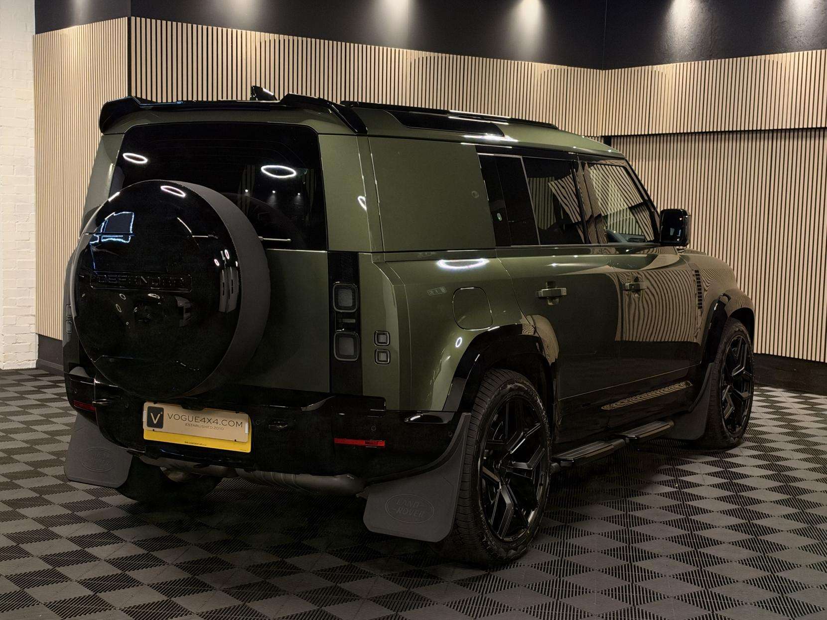 2026 LAND ROVER DEFENDER 110 2026 LAND ROVER DEFENDER 110