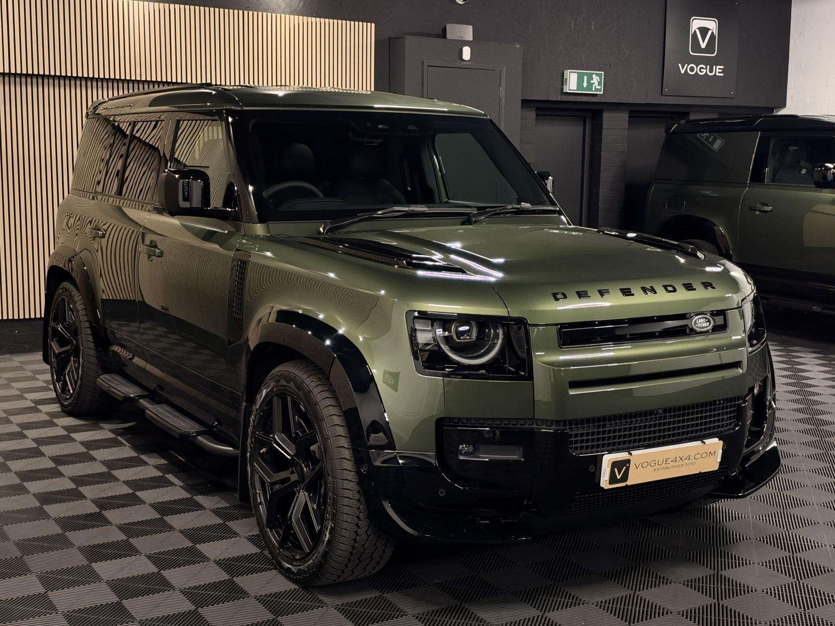 2026 LAND ROVER DEFENDER 110 2026 LAND ROVER DEFENDER 110