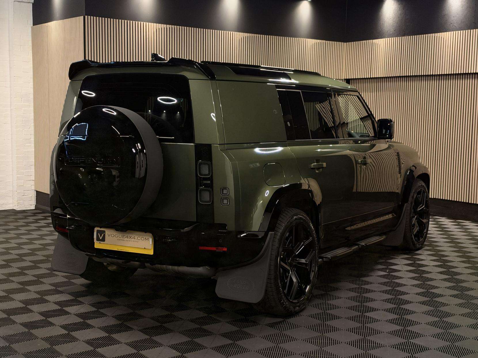 2026 LAND ROVER DEFENDER 110 2026 LAND ROVER DEFENDER 110