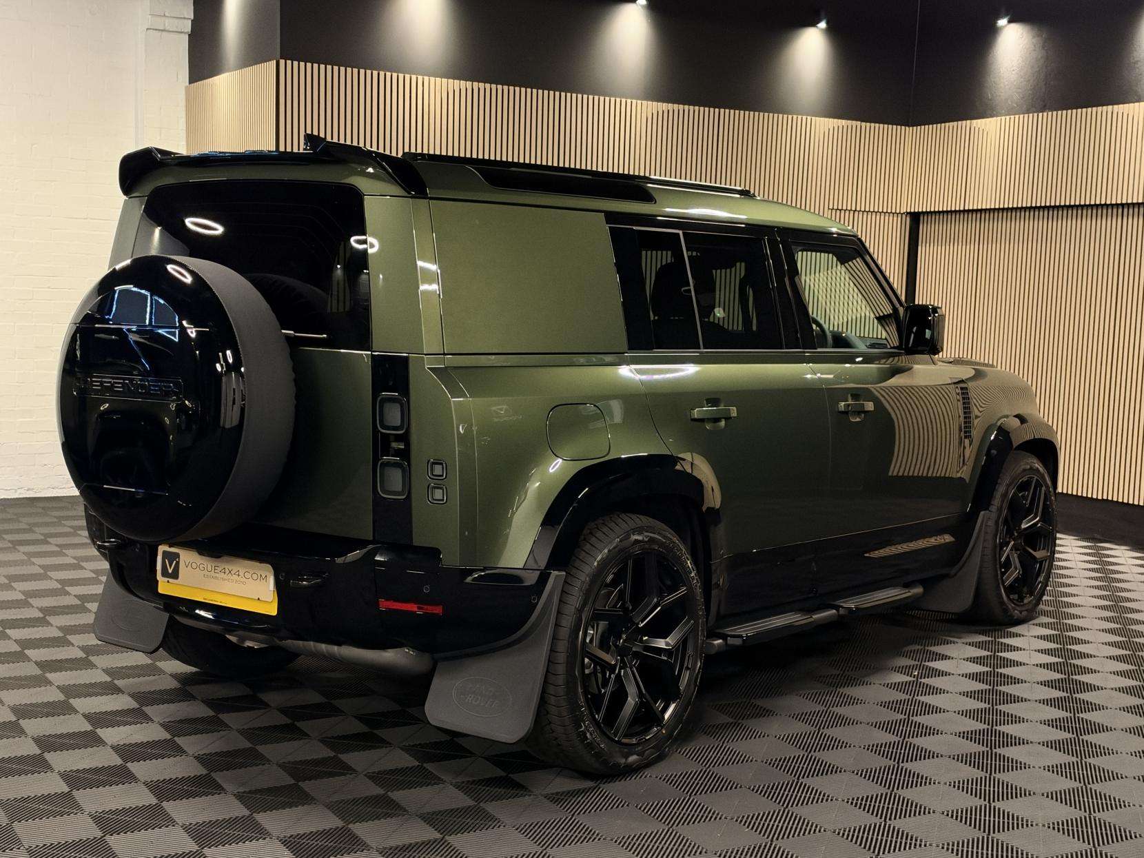 2026 LAND ROVER DEFENDER 110 2026 LAND ROVER DEFENDER 110