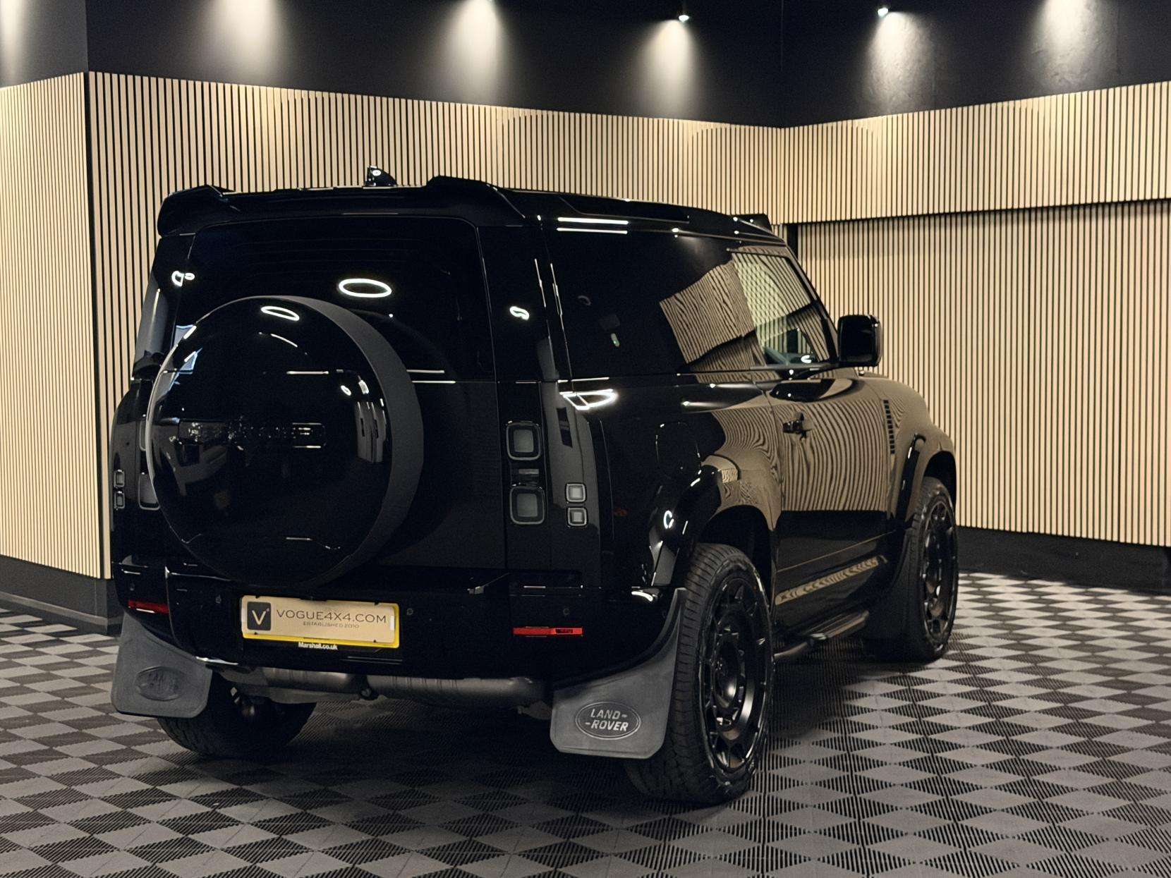 2026 LAND ROVER DEFENDER 90 2026 LAND ROVER DEFENDER 90