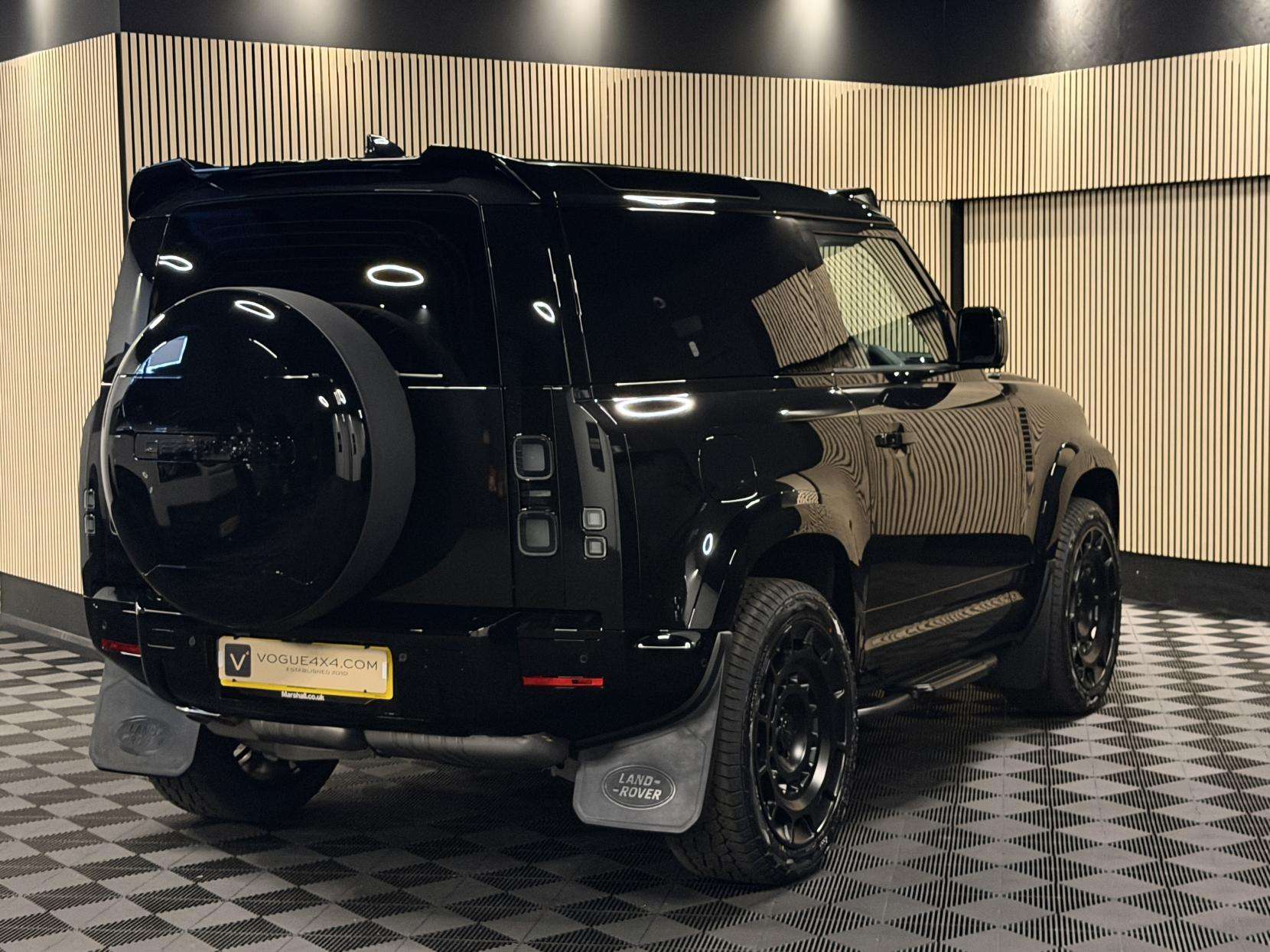 2026 LAND ROVER DEFENDER 90 2026 LAND ROVER DEFENDER 90