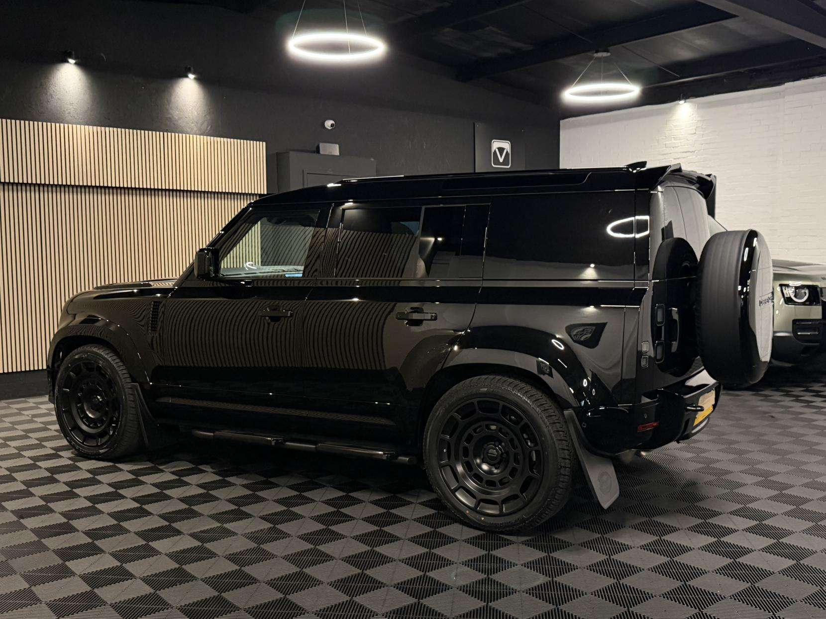 2025 LAND ROVER DEFENDER 110 2025 LAND ROVER DEFENDER 110