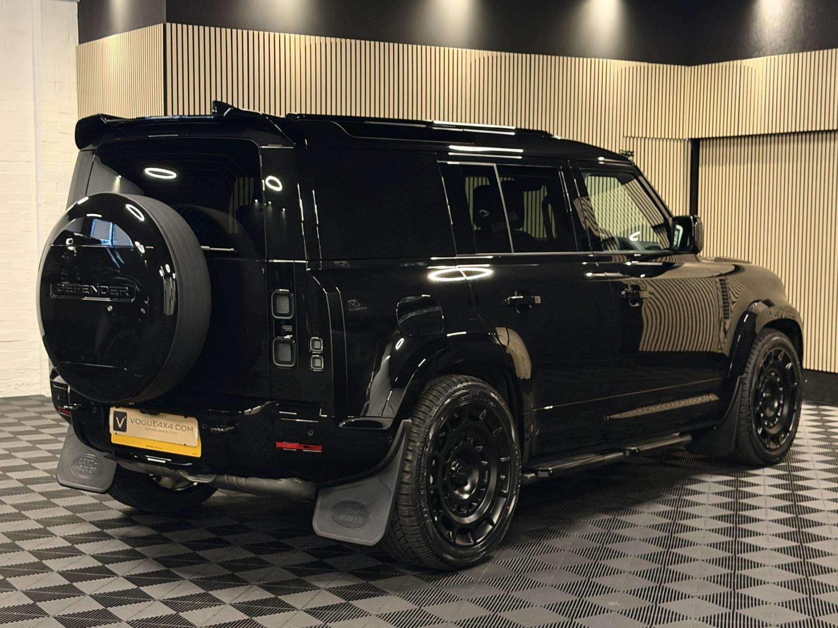 2025 LAND ROVER DEFENDER 110 2025 LAND ROVER DEFENDER 110