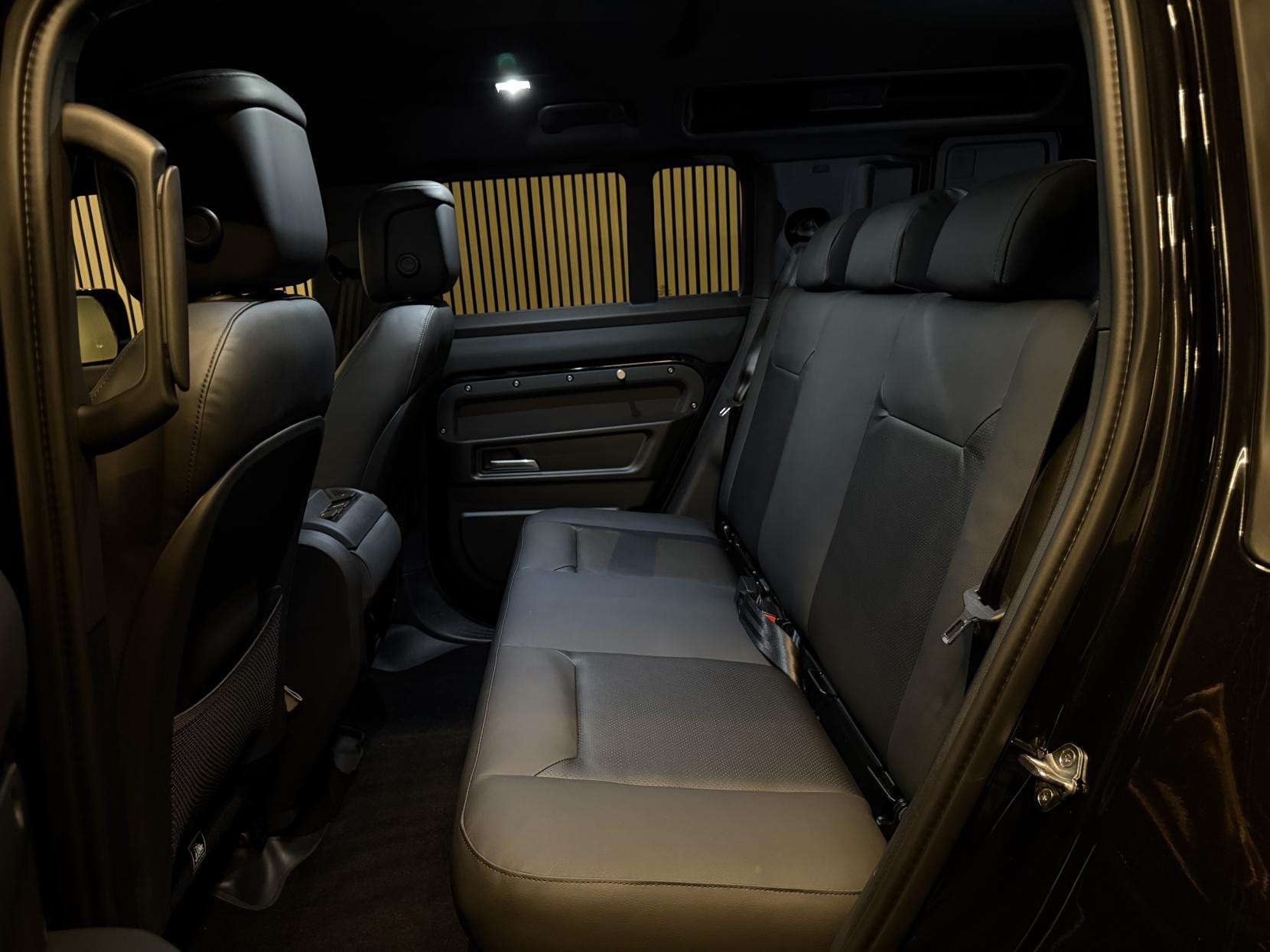 2025 LAND ROVER DEFENDER 110 2025 LAND ROVER DEFENDER 110