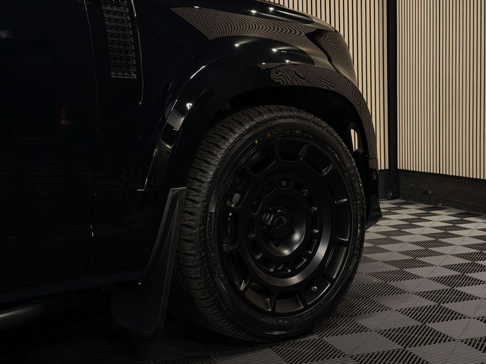 2025 LAND ROVER DEFENDER 110 2025 LAND ROVER DEFENDER 110