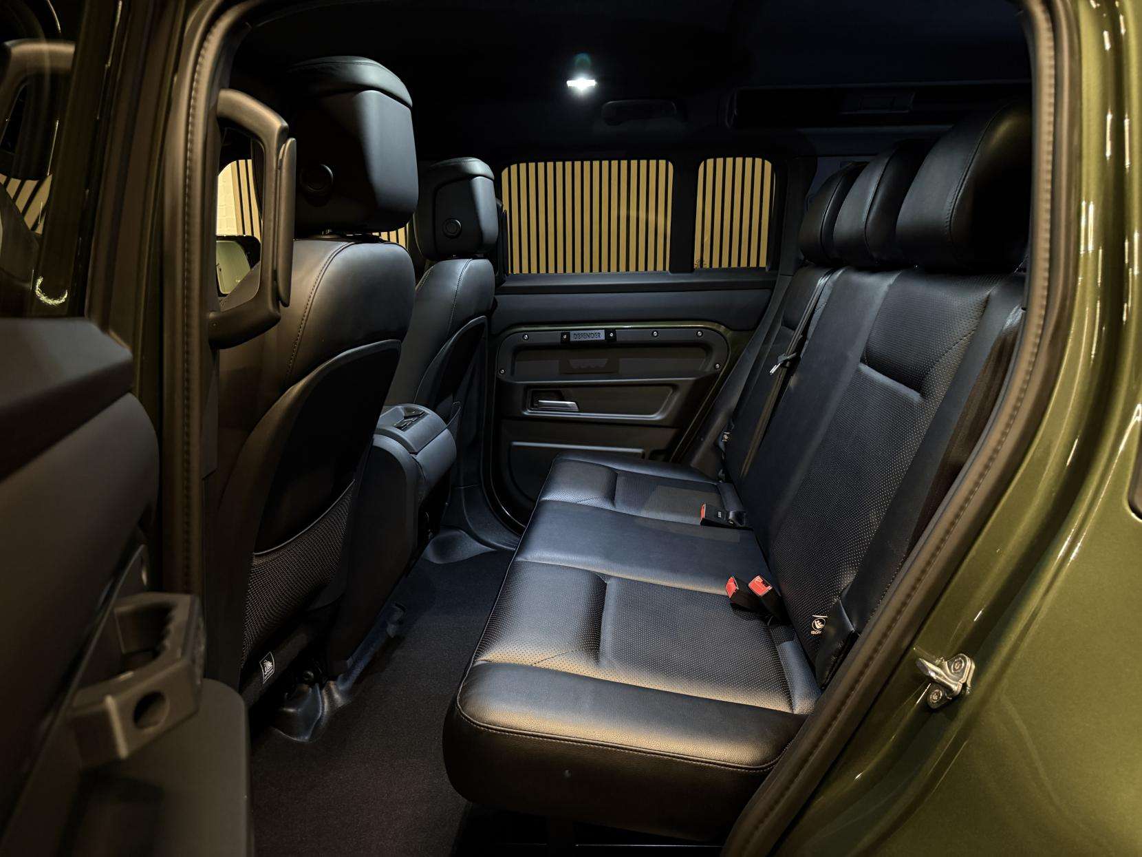 2026 LAND ROVER DEFENDER 110 2026 LAND ROVER DEFENDER 110