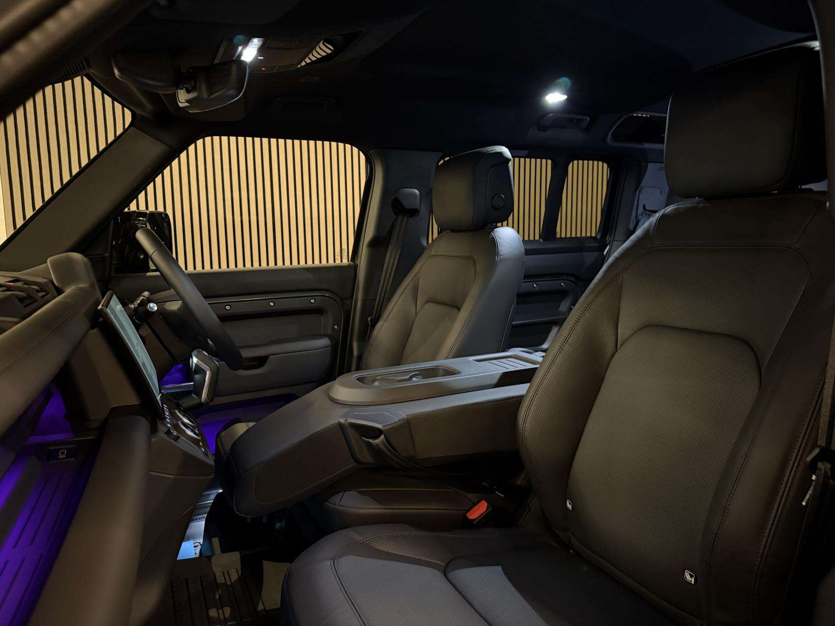 A 2026 LAND ROVER DEFENDER 110 3.0 D350 MHEV X-Dynamic HSE Hard Top SUV 5dr Diesel Auto 4WD MWB Euro 6 (s/s) (350 ps) A 2026 LAND ROVER DEFENDER 110 3.0 D350 MHEV X-Dynamic HSE Hard Top SUV 5dr Diesel Auto 4WD MWB Euro 6 (s/s) (350 ps)