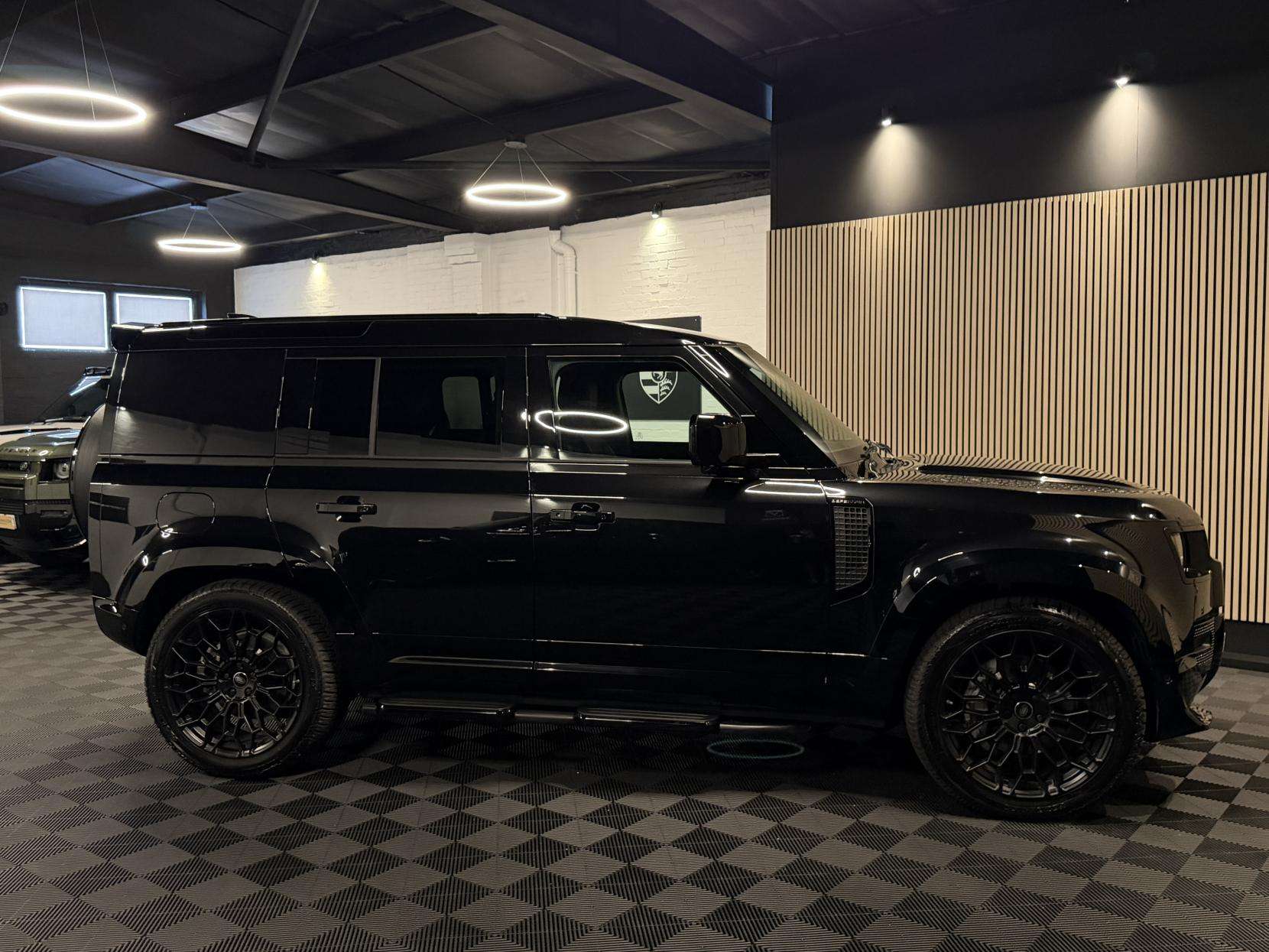 2025 LAND ROVER DEFENDER 110 2025 LAND ROVER DEFENDER 110