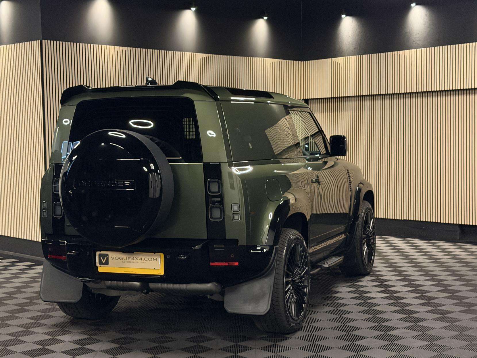 2026 LAND ROVER DEFENDER 90 2026 LAND ROVER DEFENDER 90