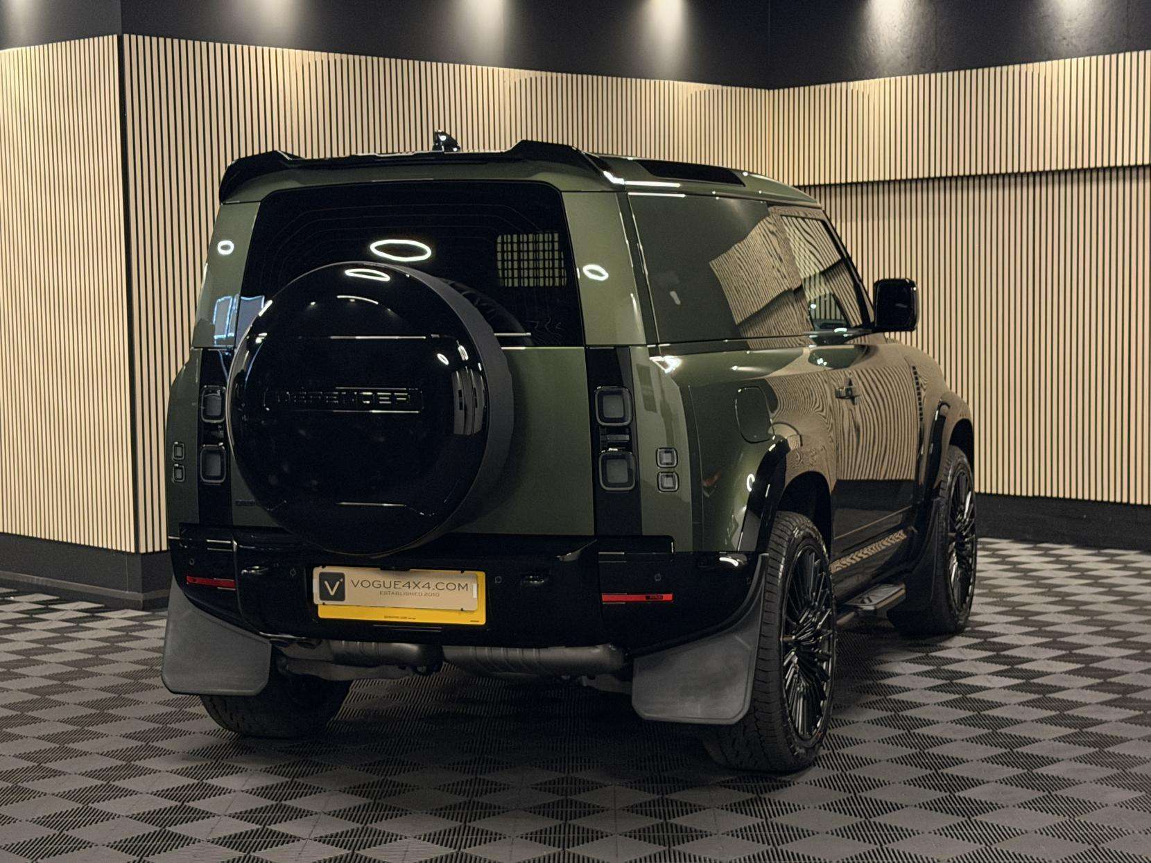 2026 LAND ROVER DEFENDER 90 2026 LAND ROVER DEFENDER 90