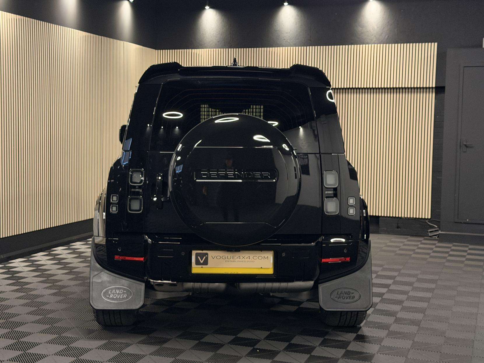 2025 LAND ROVER DEFENDER 90 2025 LAND ROVER DEFENDER 90