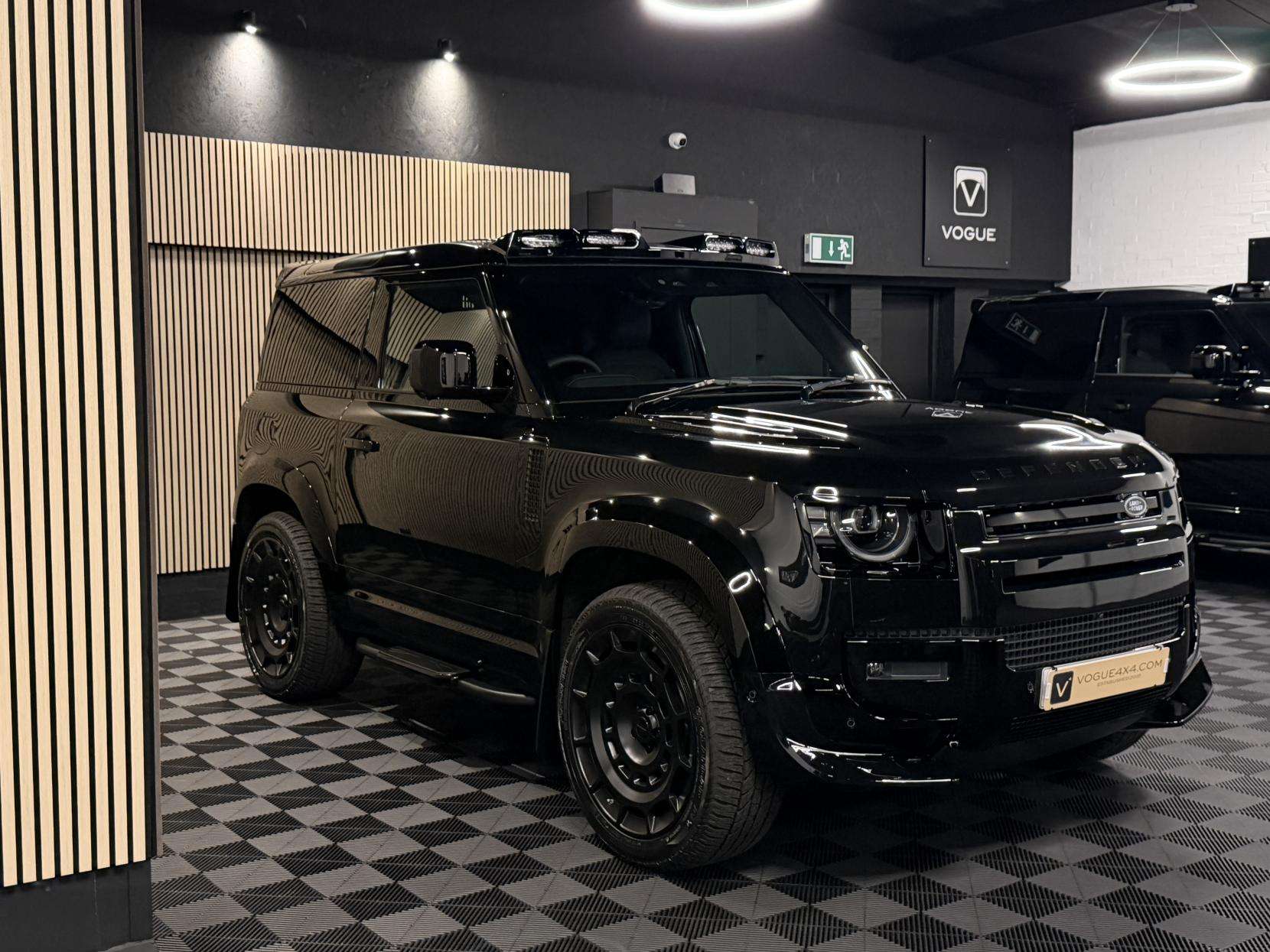 2025 LAND ROVER DEFENDER 90 2025 LAND ROVER DEFENDER 90