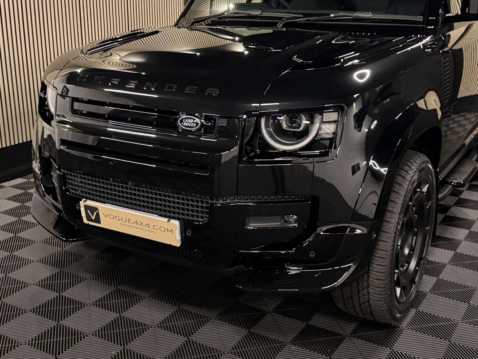 2025 LAND ROVER DEFENDER 90 2025 LAND ROVER DEFENDER 90