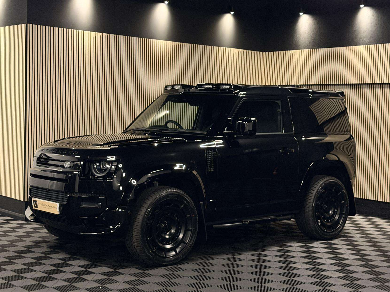 2025 LAND ROVER DEFENDER 90 2025 LAND ROVER DEFENDER 90