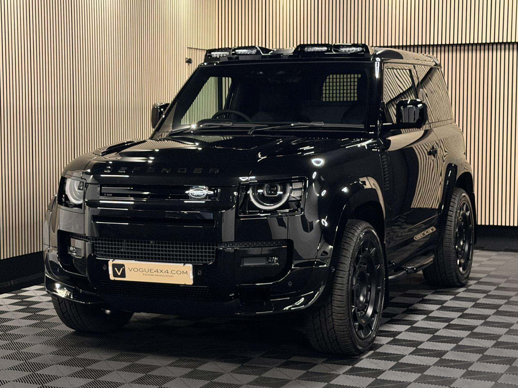 2025 LAND ROVER DEFENDER 90 2025 LAND ROVER DEFENDER 90