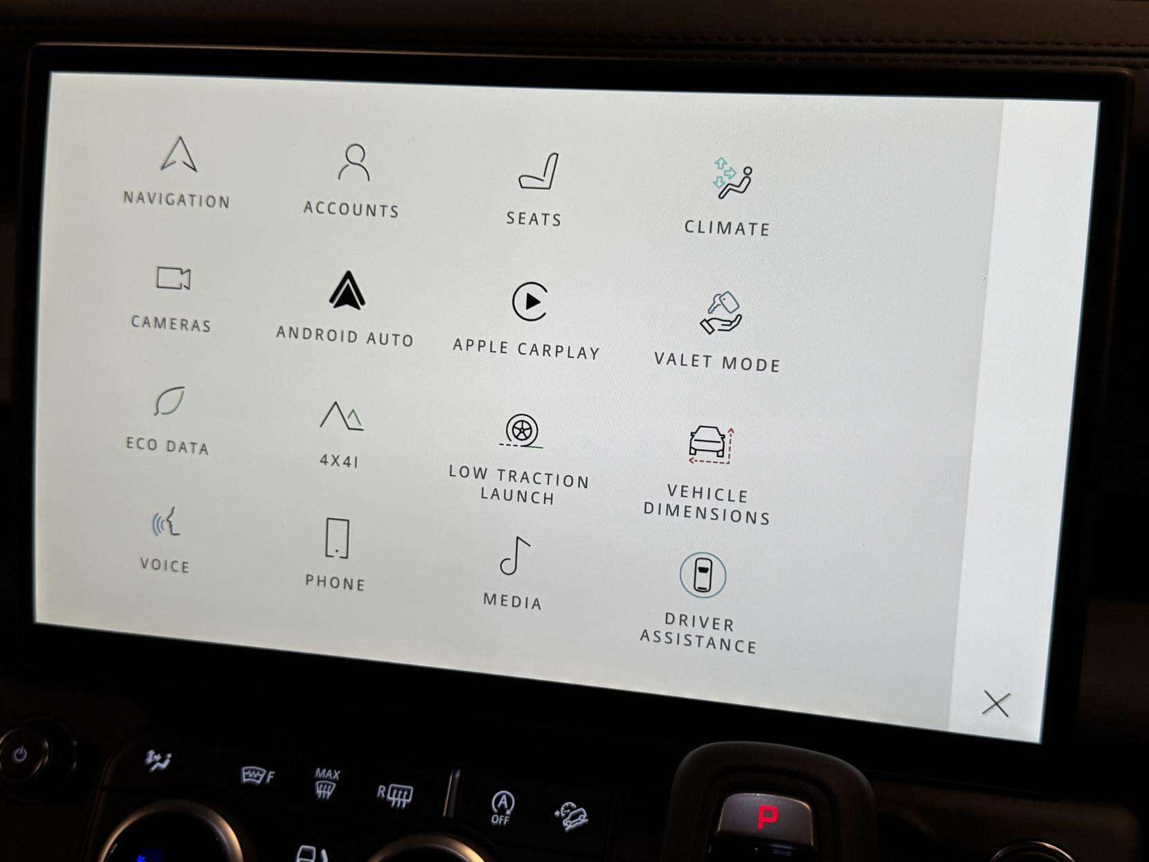 2025 LAND ROVER DEFENDER 90 2025 LAND ROVER DEFENDER 90