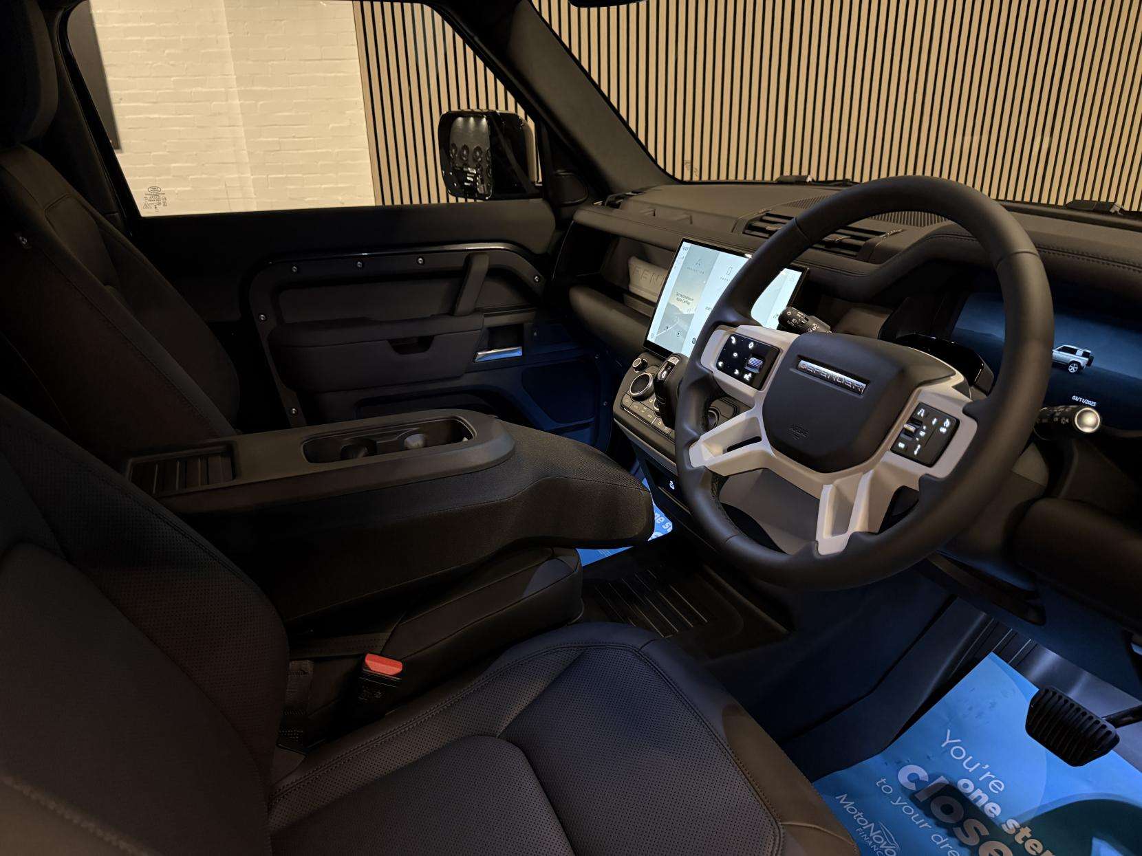 2025 LAND ROVER DEFENDER 90 2025 LAND ROVER DEFENDER 90