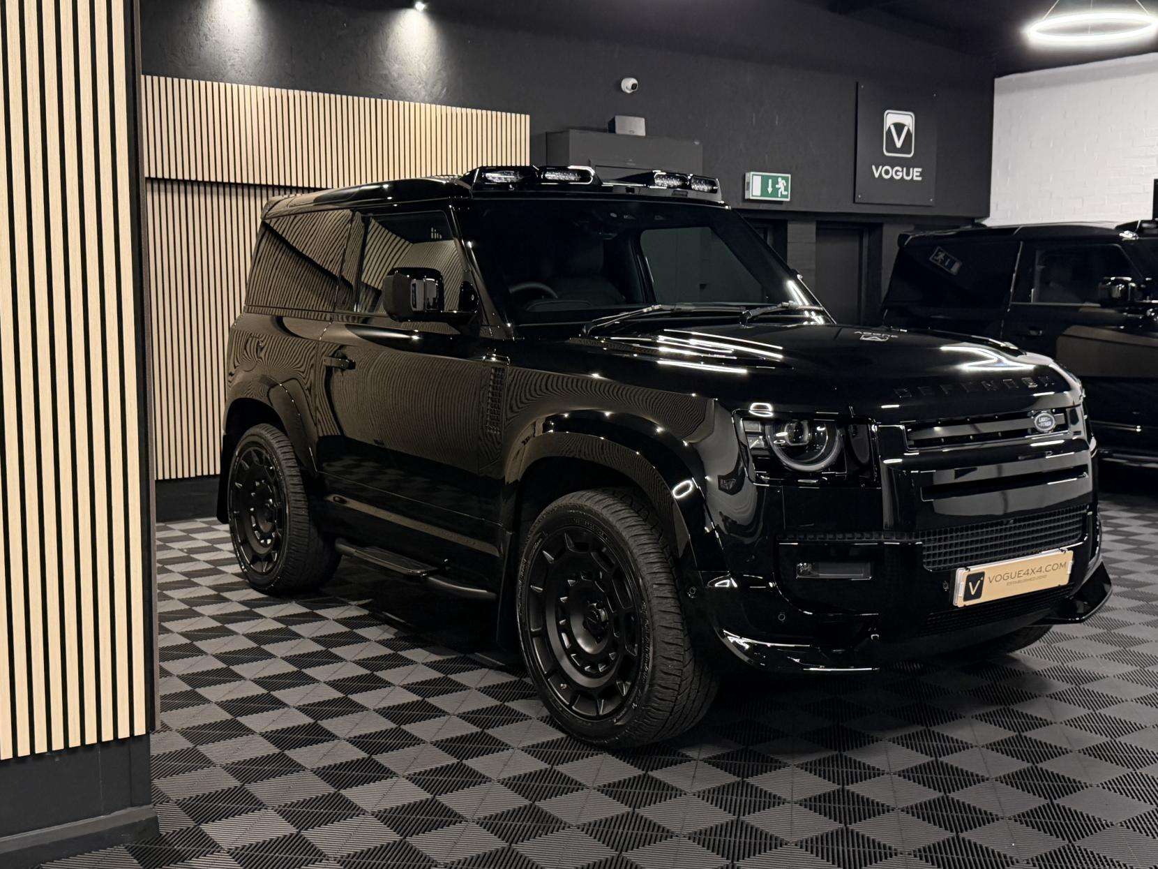 2025 LAND ROVER DEFENDER 90 2025 LAND ROVER DEFENDER 90