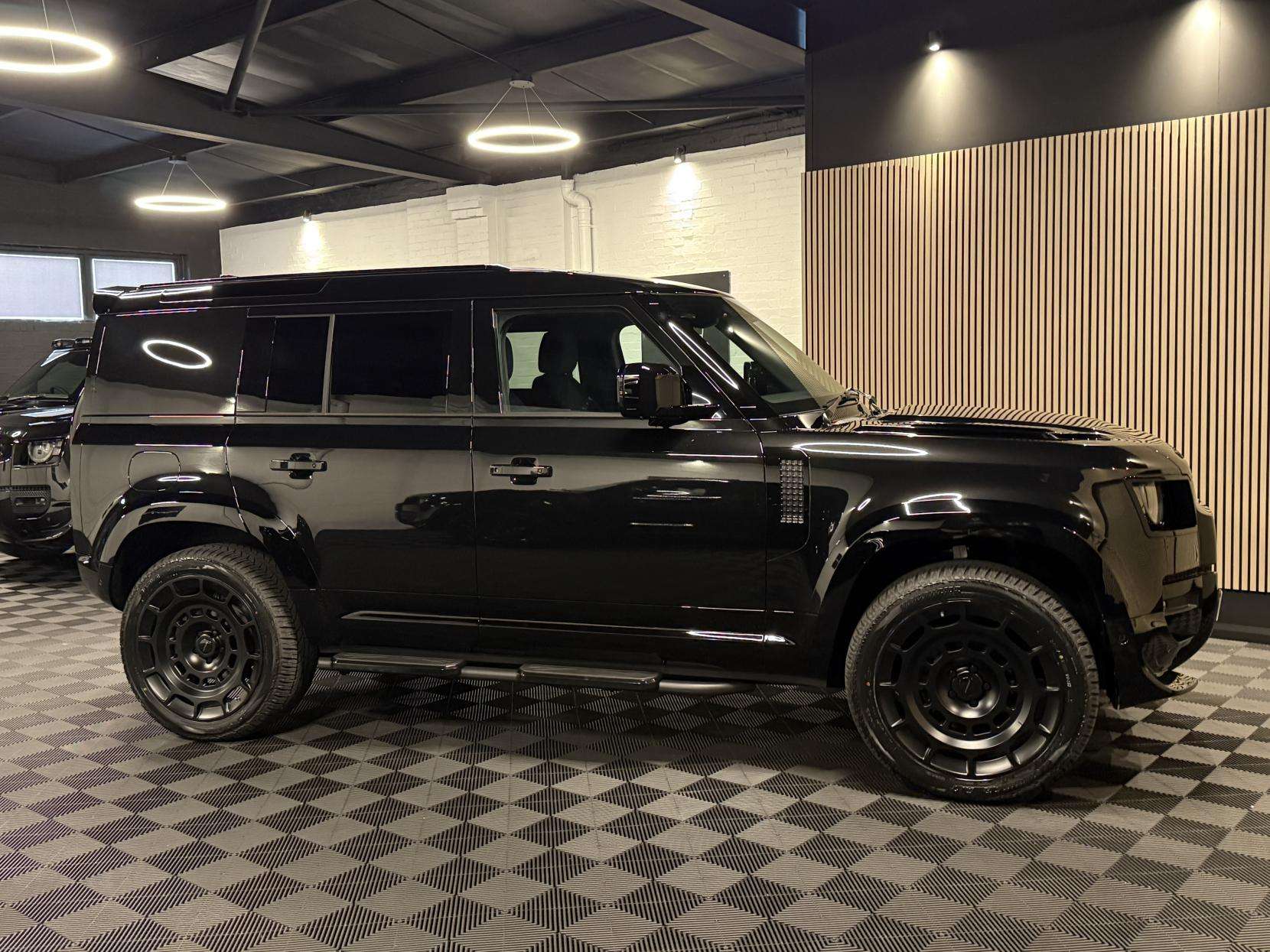 2025 LAND ROVER DEFENDER 110 2025 LAND ROVER DEFENDER 110