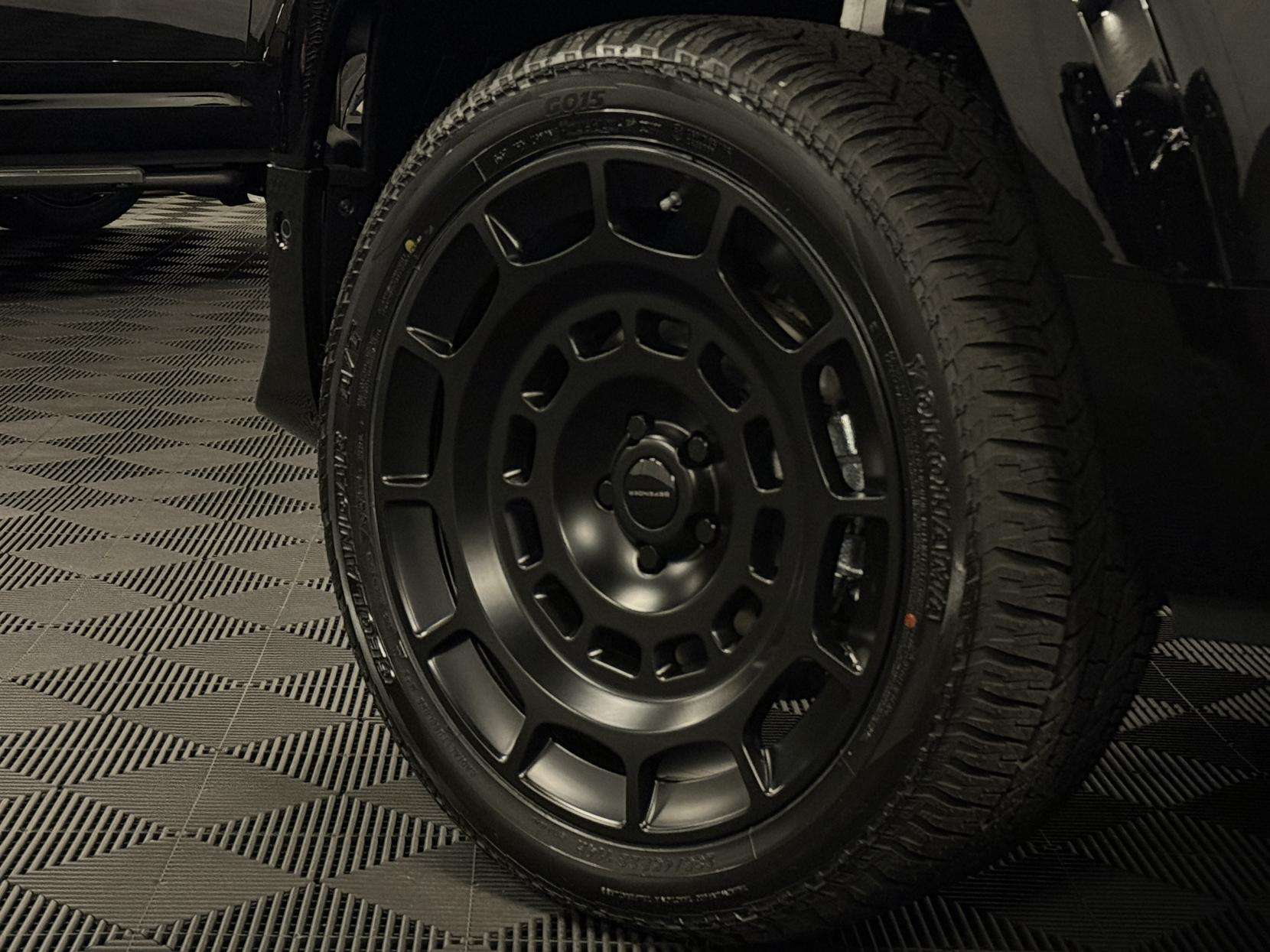 2025 LAND ROVER DEFENDER 110 2025 LAND ROVER DEFENDER 110