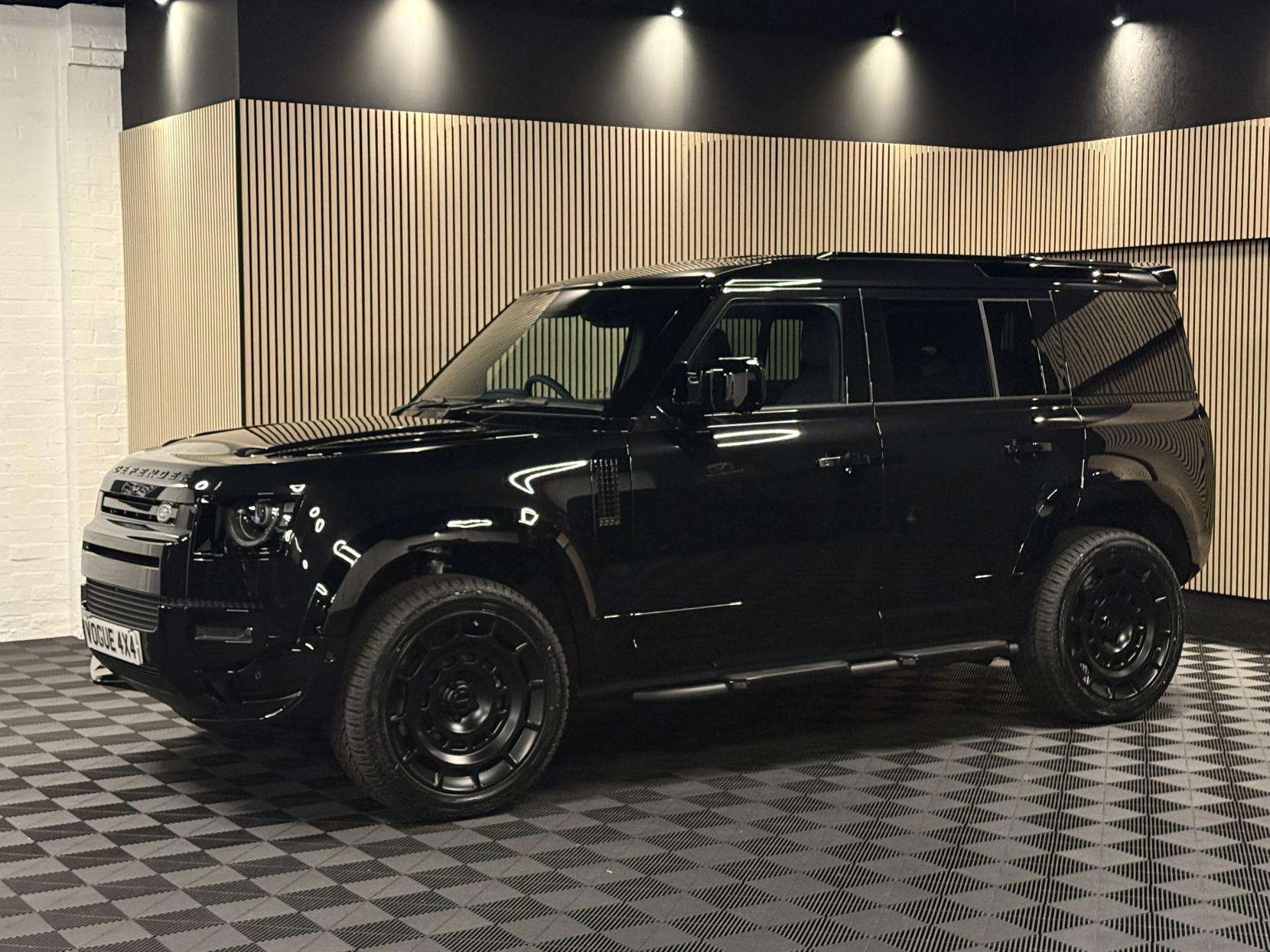 2025 LAND ROVER DEFENDER 110 2025 LAND ROVER DEFENDER 110