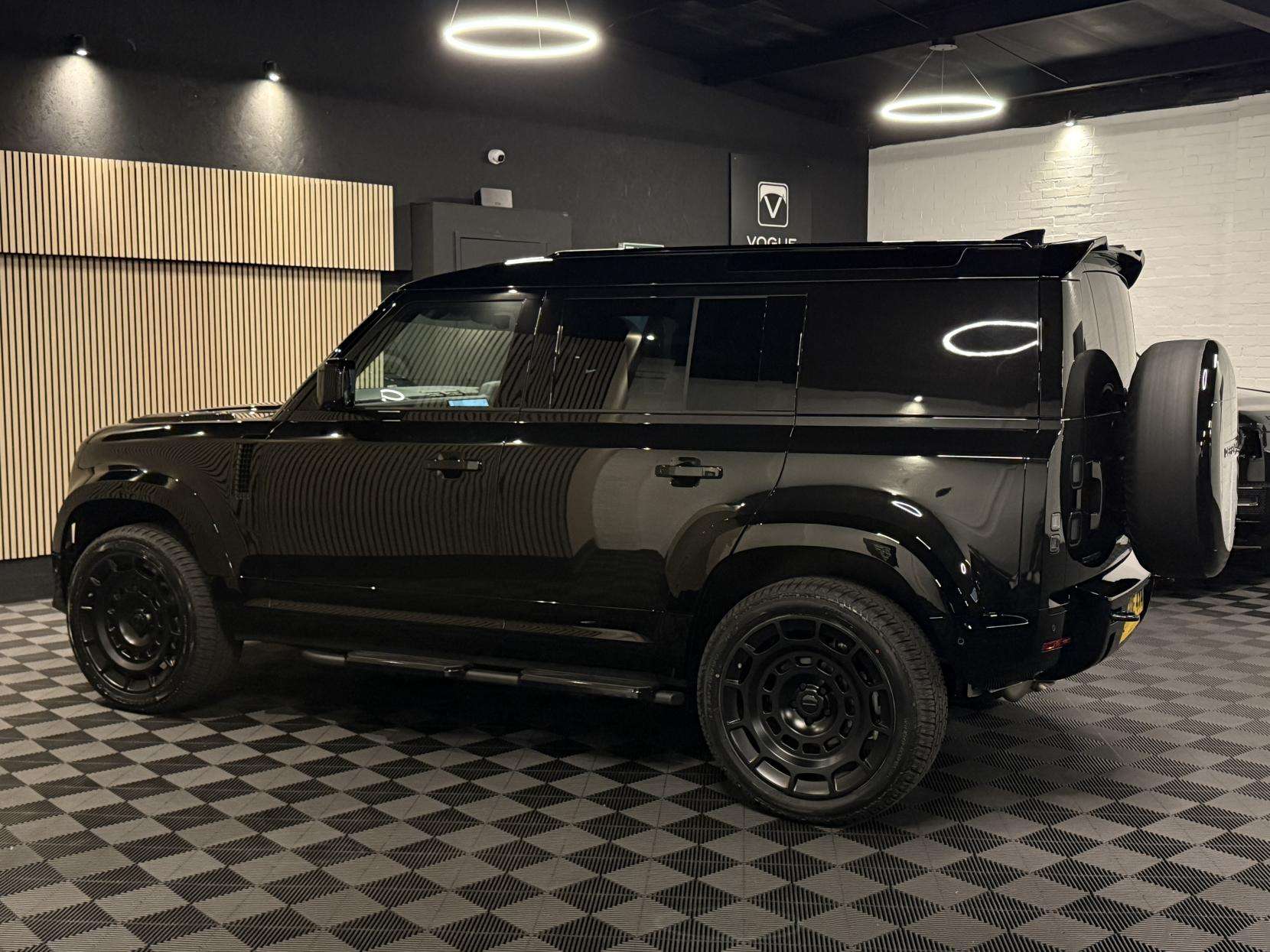 2025 LAND ROVER DEFENDER 110 2025 LAND ROVER DEFENDER 110