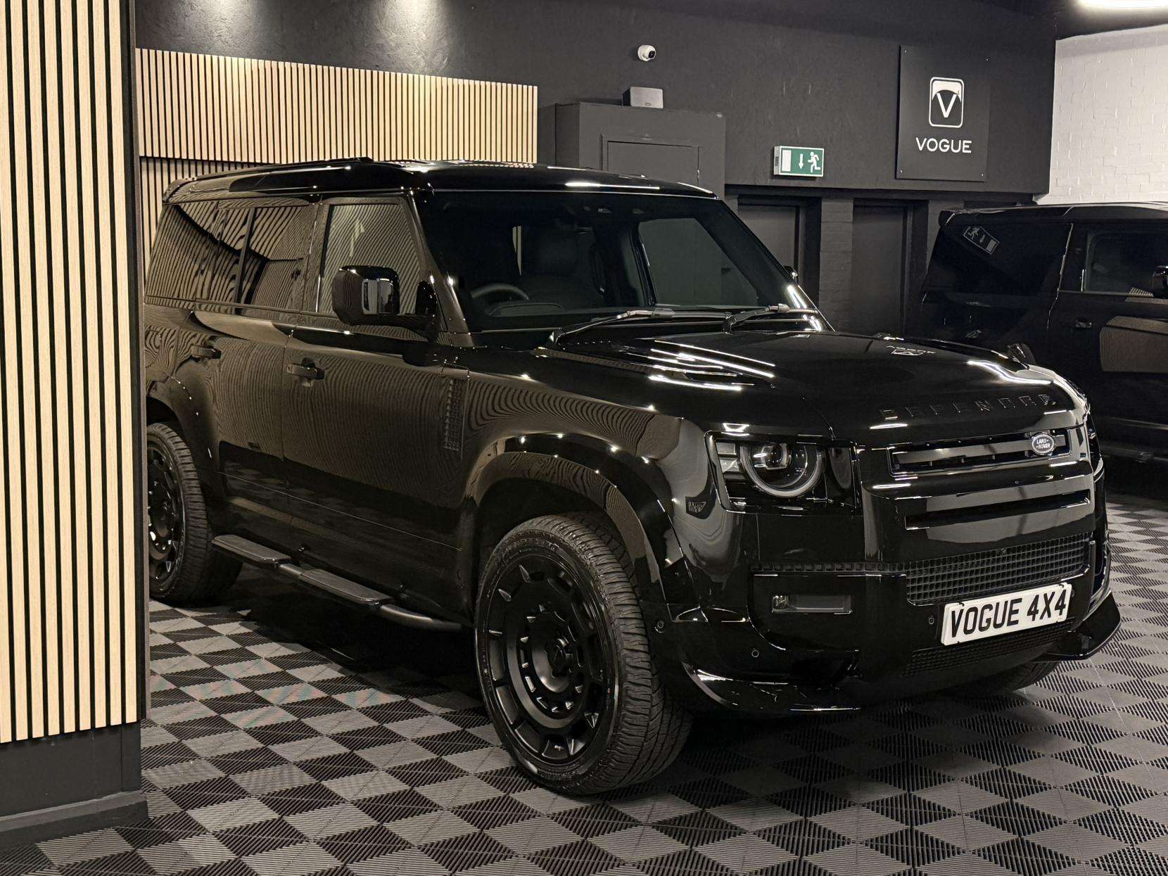 2025 LAND ROVER DEFENDER 110 2025 LAND ROVER DEFENDER 110