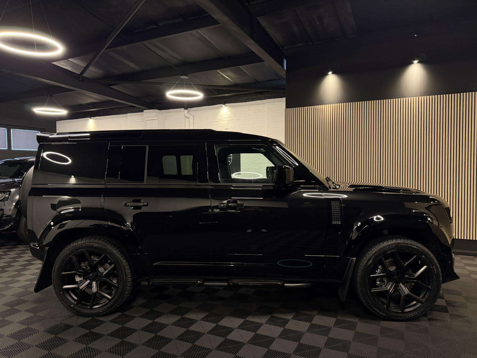 2025 LAND ROVER DEFENDER 110 2025 LAND ROVER DEFENDER 110