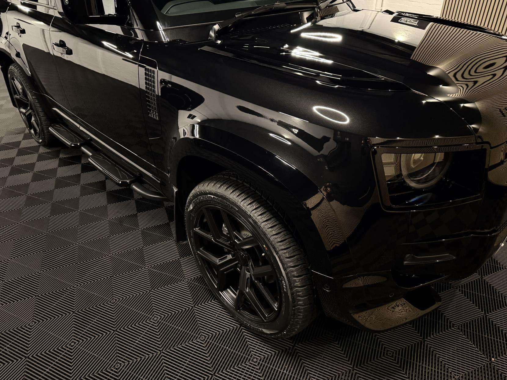 2025 LAND ROVER DEFENDER 110 2025 LAND ROVER DEFENDER 110