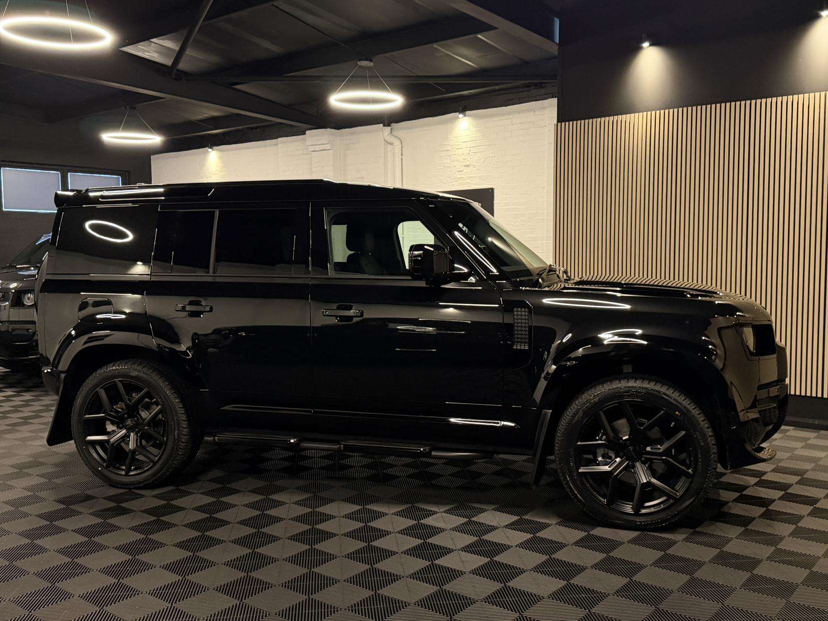 2025 LAND ROVER DEFENDER 110 2025 LAND ROVER DEFENDER 110