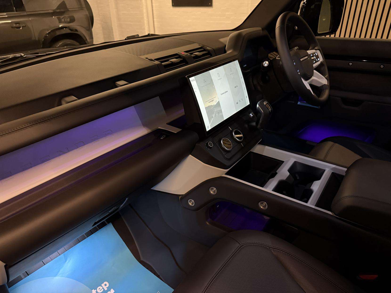 2025 LAND ROVER DEFENDER 110 2025 LAND ROVER DEFENDER 110