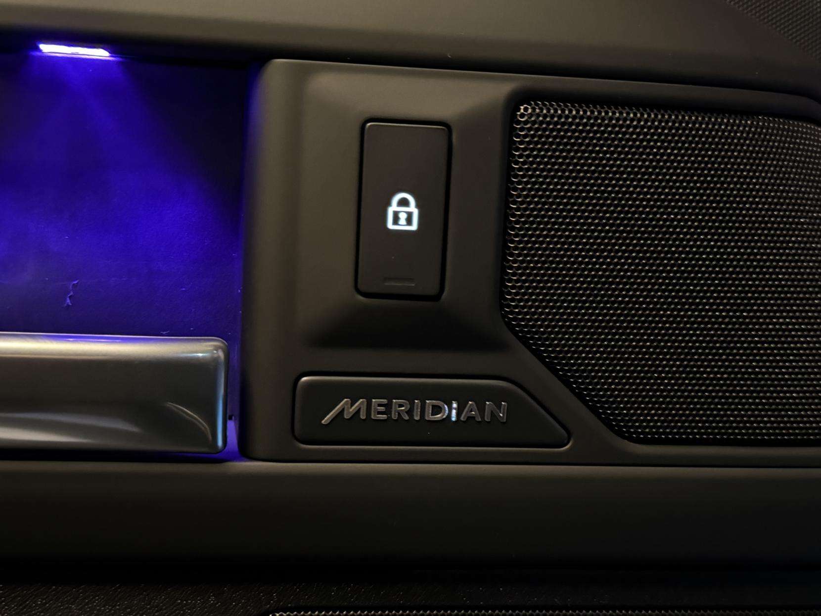 2025 LAND ROVER DEFENDER 110 2025 LAND ROVER DEFENDER 110