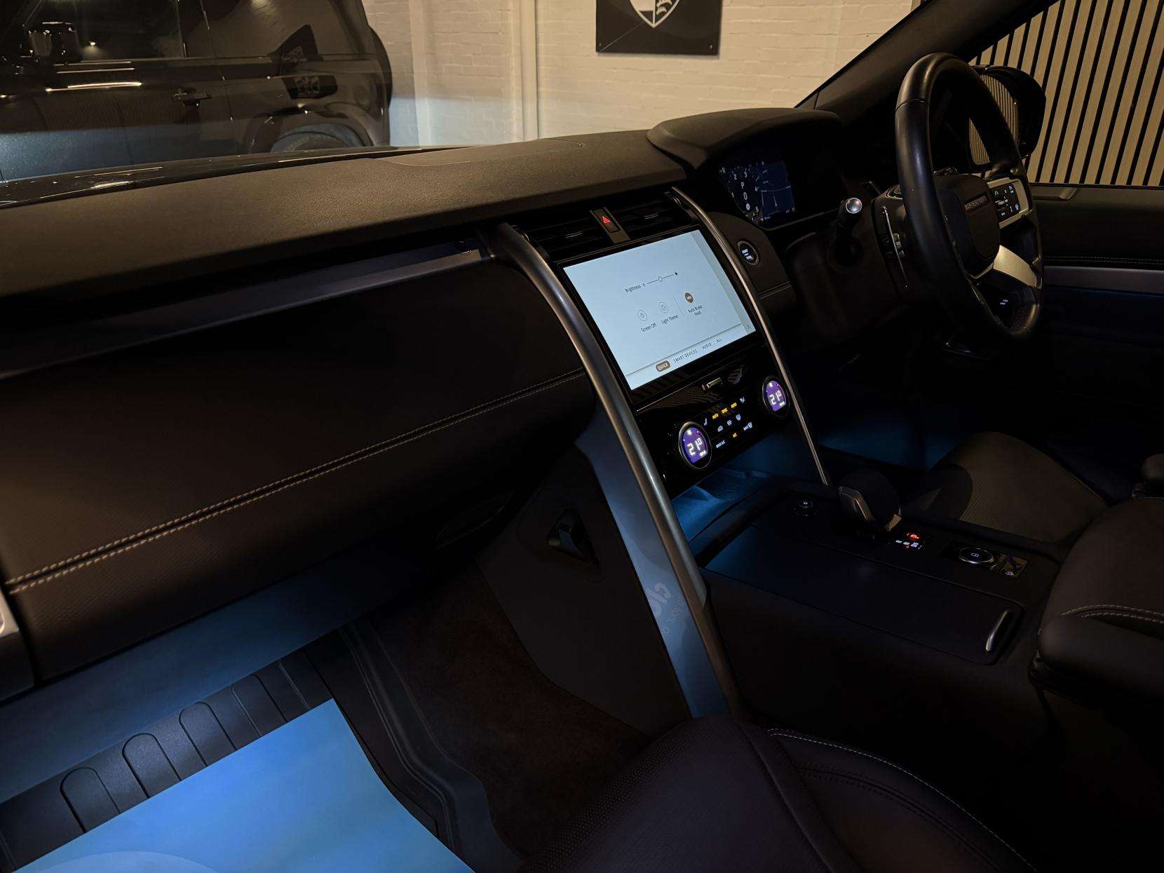 2024 LAND ROVER DISCOVERY 2024 LAND ROVER DISCOVERY